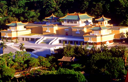 <a href='http://www.251994.com/lvyou/view/171' title='故宮' style='color:blue;font-size:14px;'>故宮</a>博物院